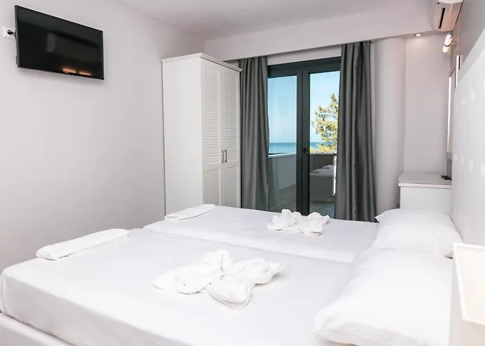 Rachoni Imperial Otel 3*